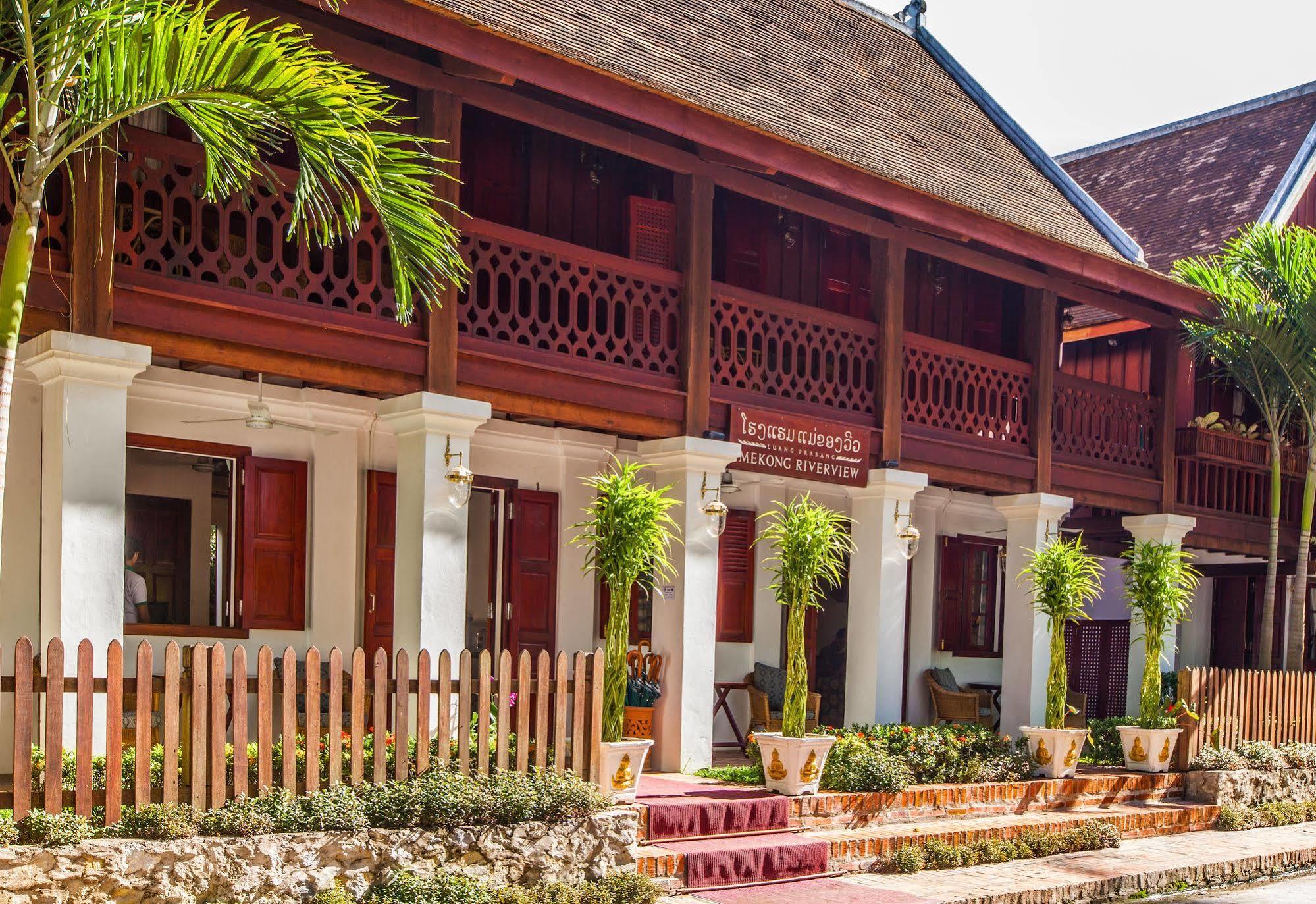 Mekong Riverview Hotel Luang Prabang Exterior photo