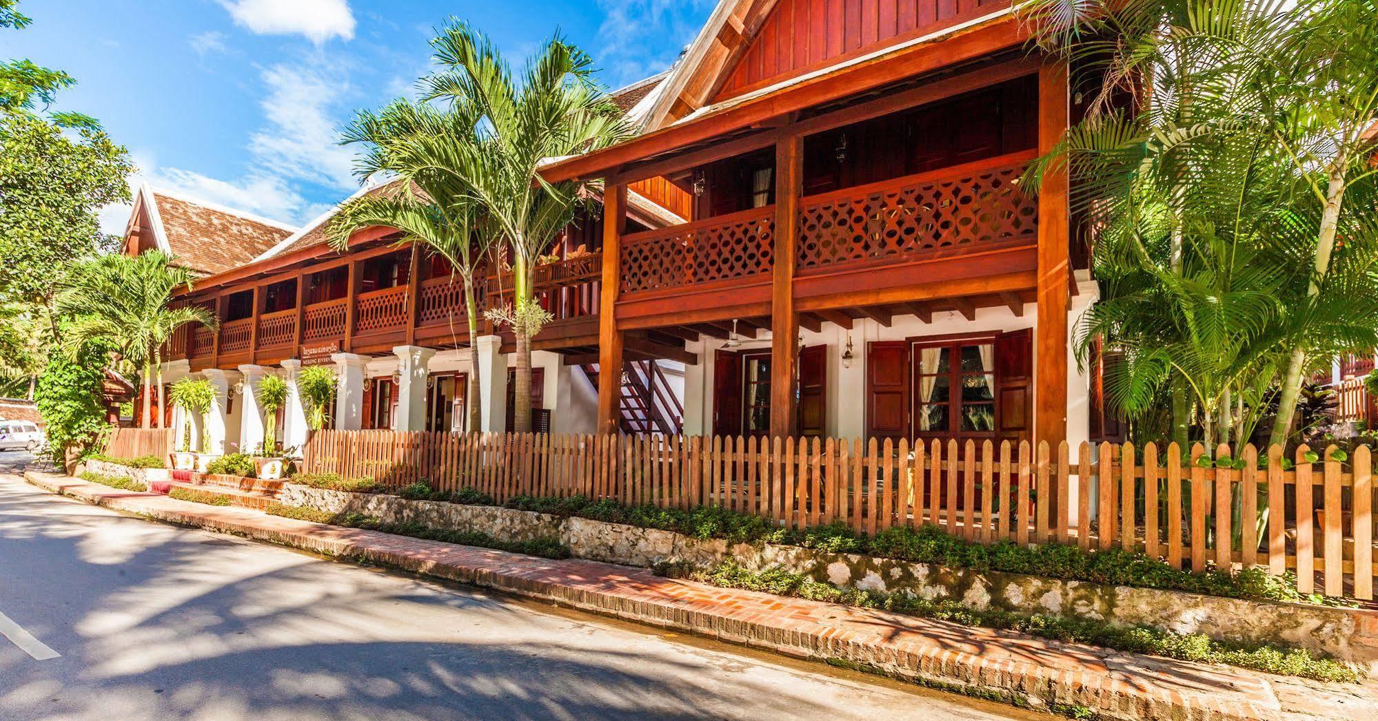 Mekong Riverview Hotel Luang Prabang Exterior photo